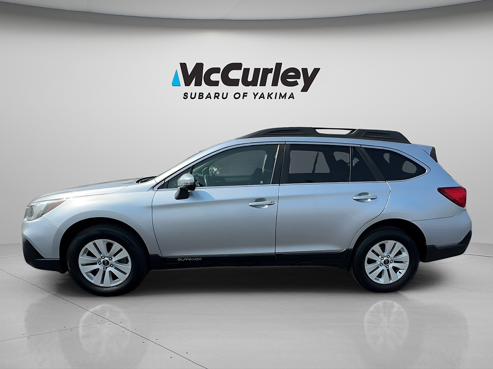 2018 Subaru Outback photo 3
