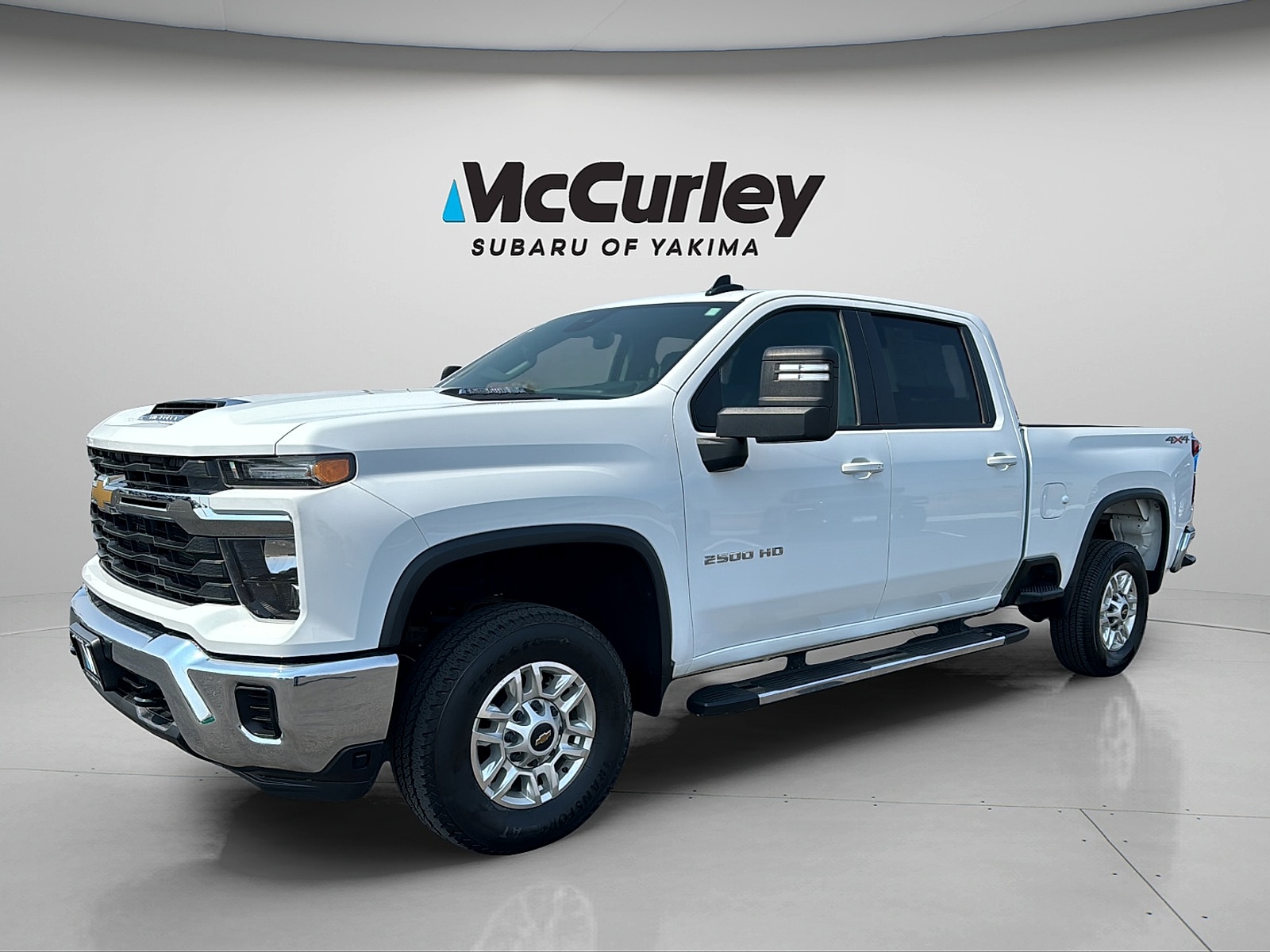 2026 Chevrolet Silverado 2500 HD photo 2