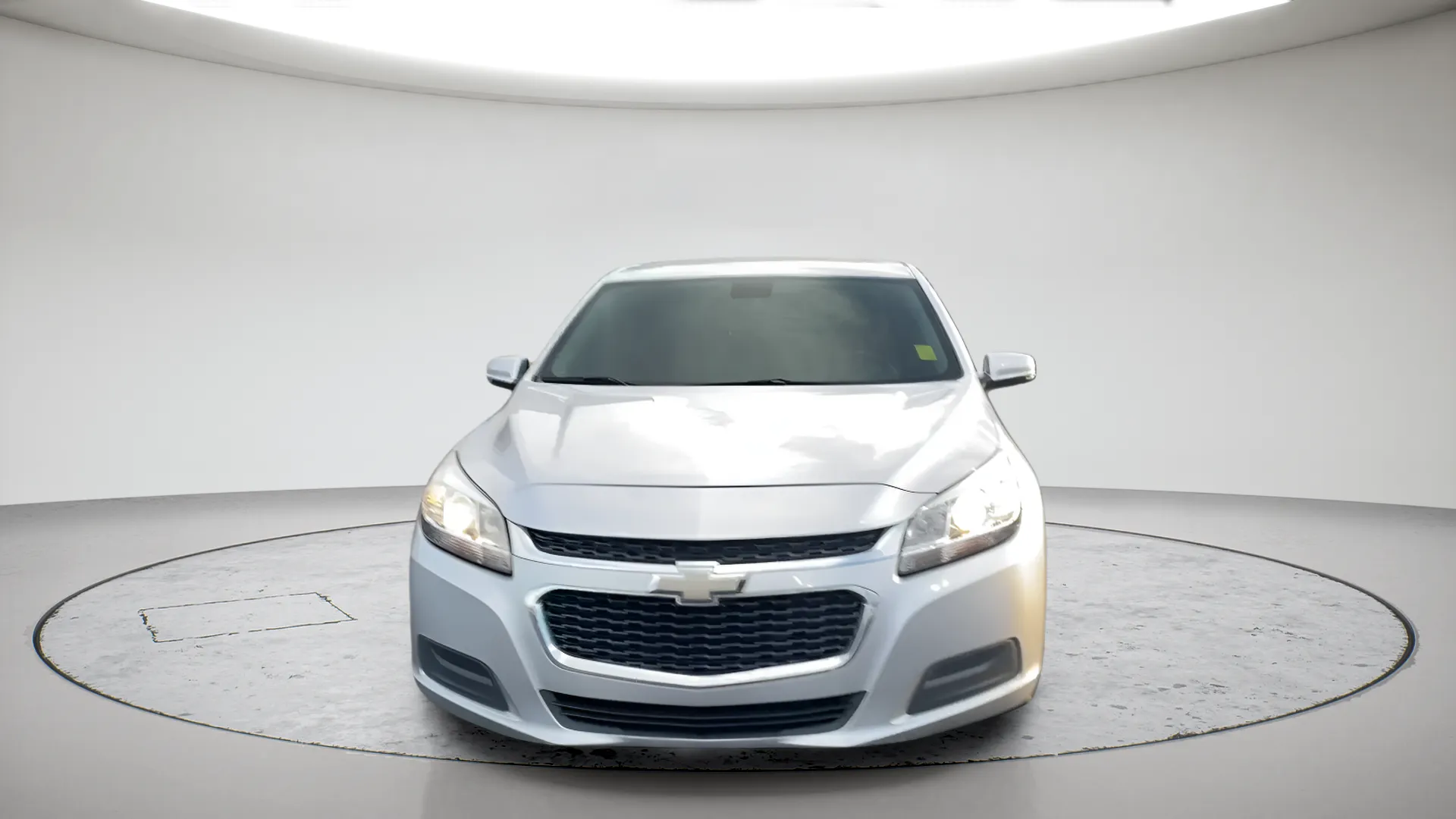 2016 Chevrolet Malibu photo 2
