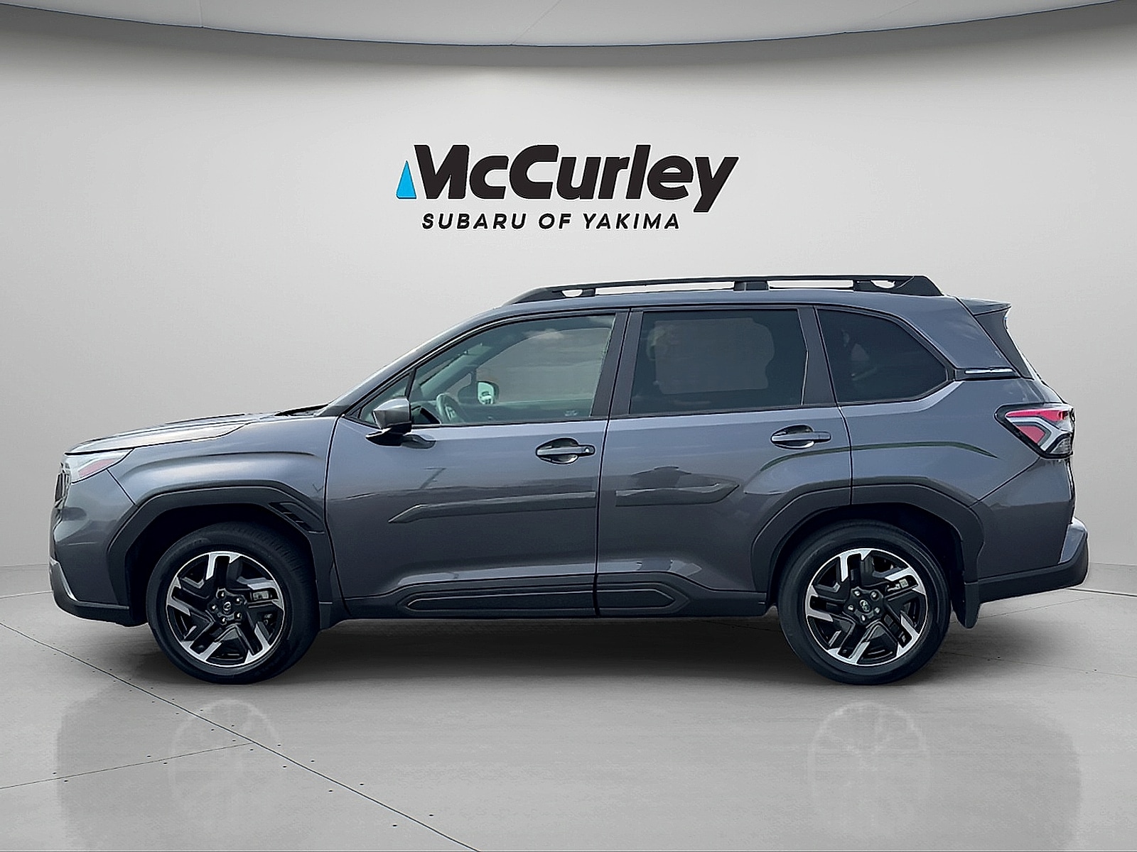 2026 Subaru Forester photo 3