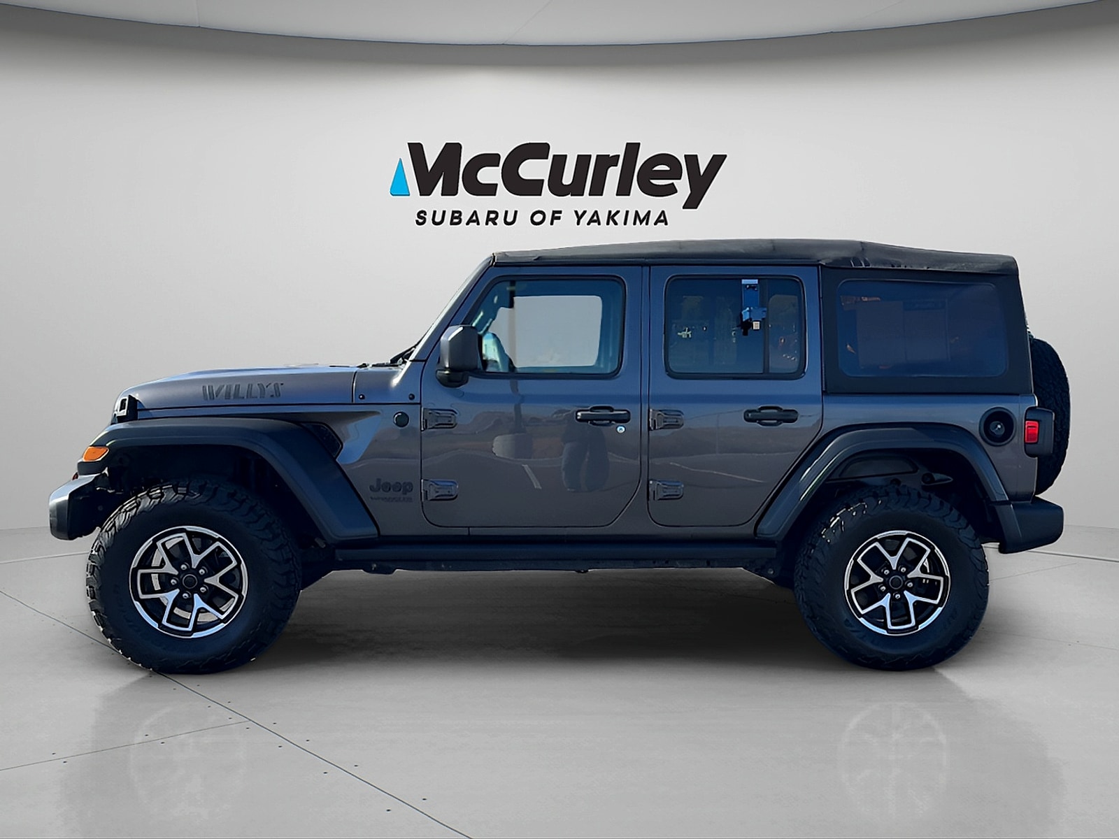 2020 Jeep Wrangler Unlimited photo 3