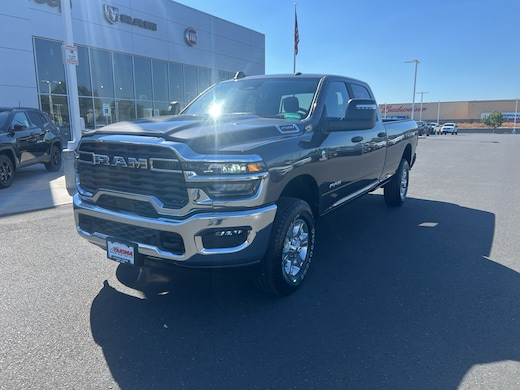 2026 Ram 2500 photo 3