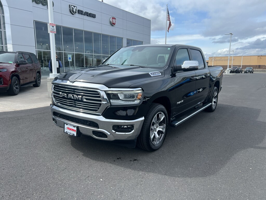 2023 Ram 1500 photo 2