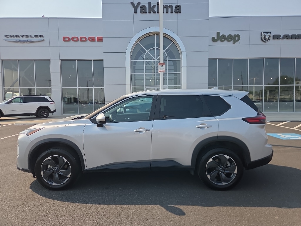 2024 Nissan Rogue